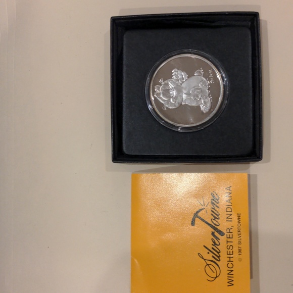 Garfield 1987 first limited collectes series silver coin .999 medallion. - Picture 8 of 9